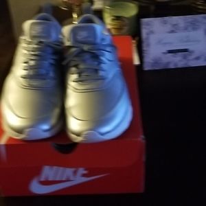 W NIKE AIR MAX THEA SE